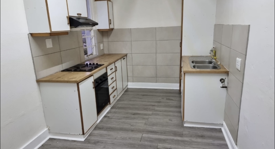 8 Bedroom Property for Sale in Quigney Eastern Cape